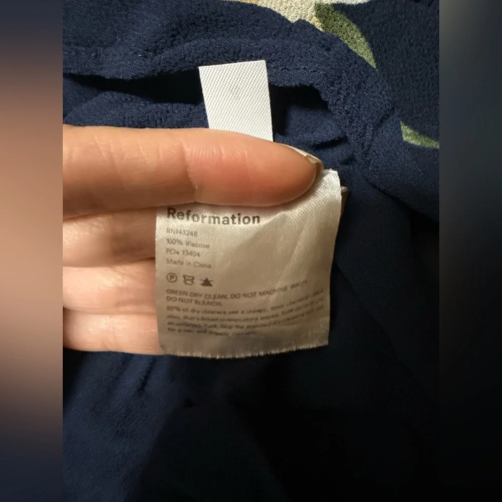 Reformation Navy Floral Midi Dress pre-owned - Picture 8 of 8